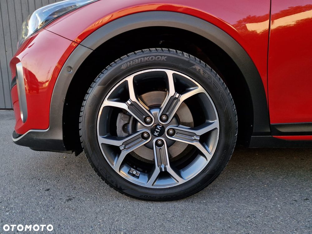 Kia XCeed - 31