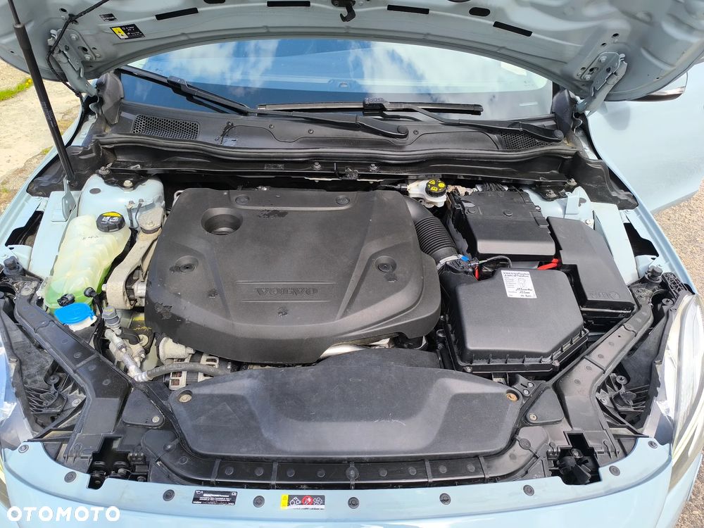 Volvo V40 D2 Momentum - 26