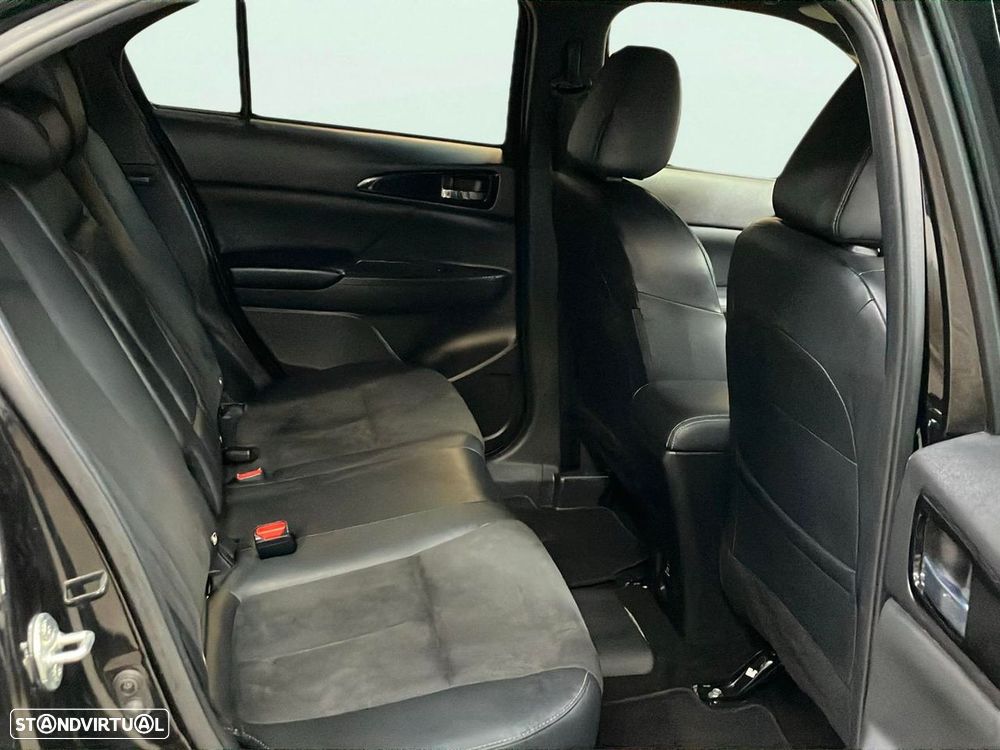 Mitsubishi Eclipse Cross 2.4 PHEV eMotion - 16