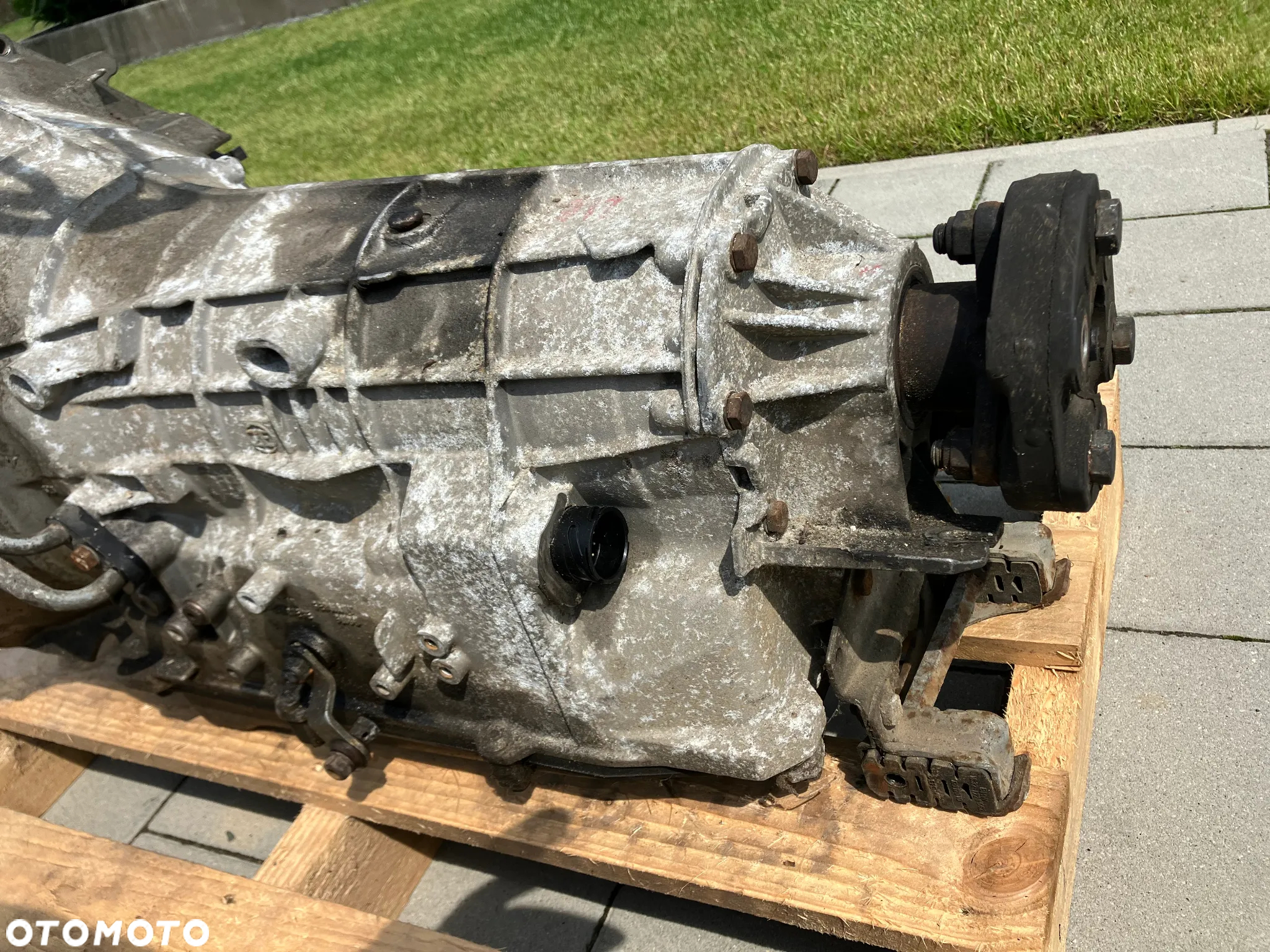SKRZYNIA BIEGÓW AUTOMAT BMW E32 M60B30 3.0 V8 5HP18 KONWENTER SPRZĘGŁO 1421411 1056401082 BMW E34 530i 730i - 11