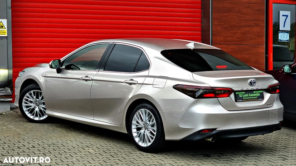 Toyota Camry 2.5 Hybrid Business - 6