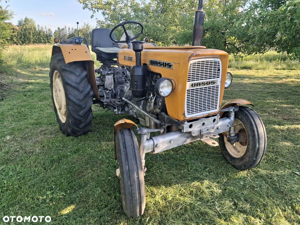Ursus C330 - 1