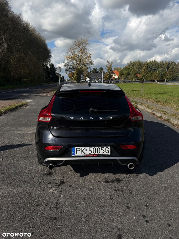 Volvo V40 2012 photo 3