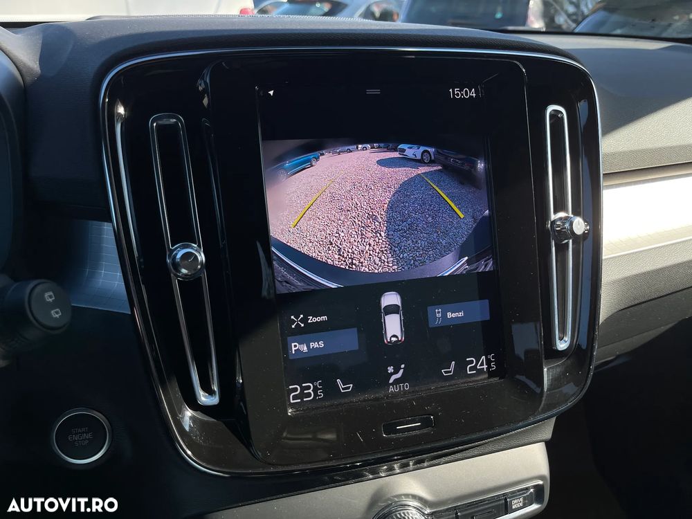 Volvo XC 40 T4 Recharge DKG Plus Bright - 13