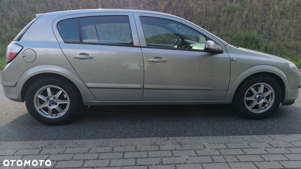 Opel Astra 1.6 Enjoy - 5