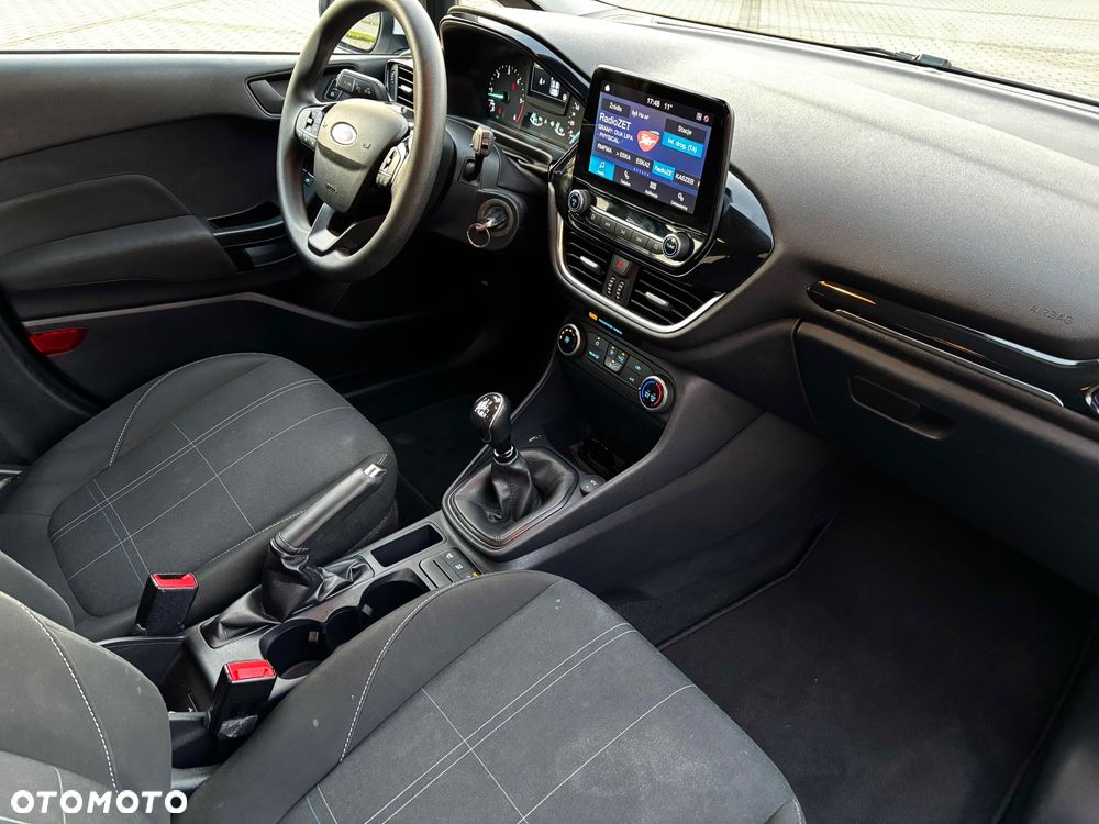 Ford Fiesta 1.5 TDCi SYNC Edition - 11