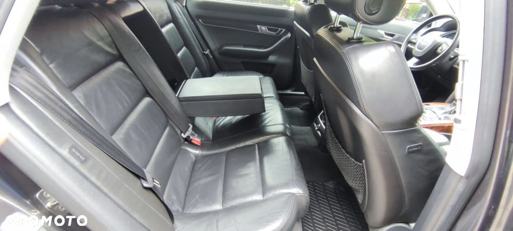 Audi A6 Allroad - 13