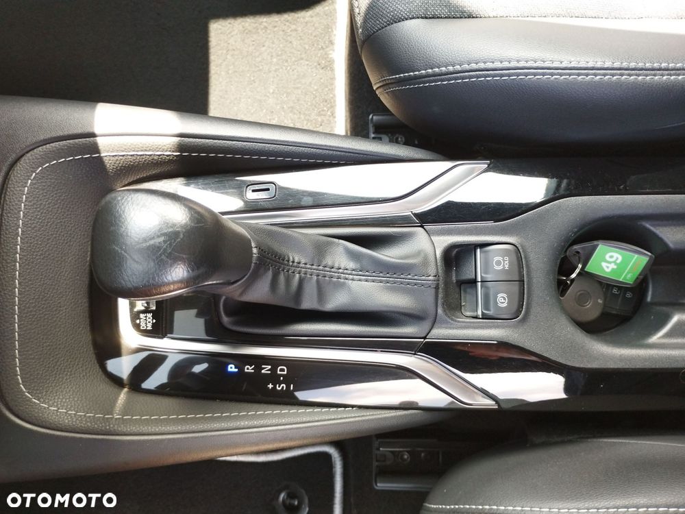 Toyota Corolla 2.0 Hybrid Style - 20