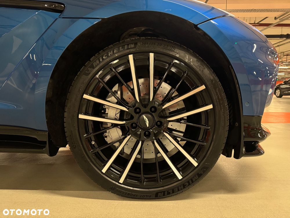 Aston Martin DBX707 - 10