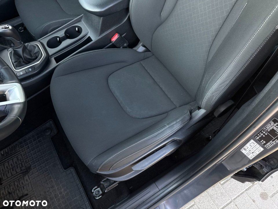 Kia Sportage - 12
