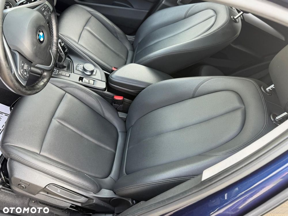 BMW X1 sDrive16d - 11
