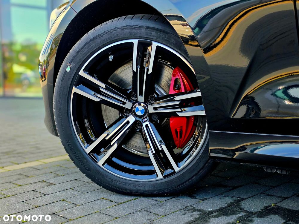 BMW Seria 3 330i xDrive M Sport - 5