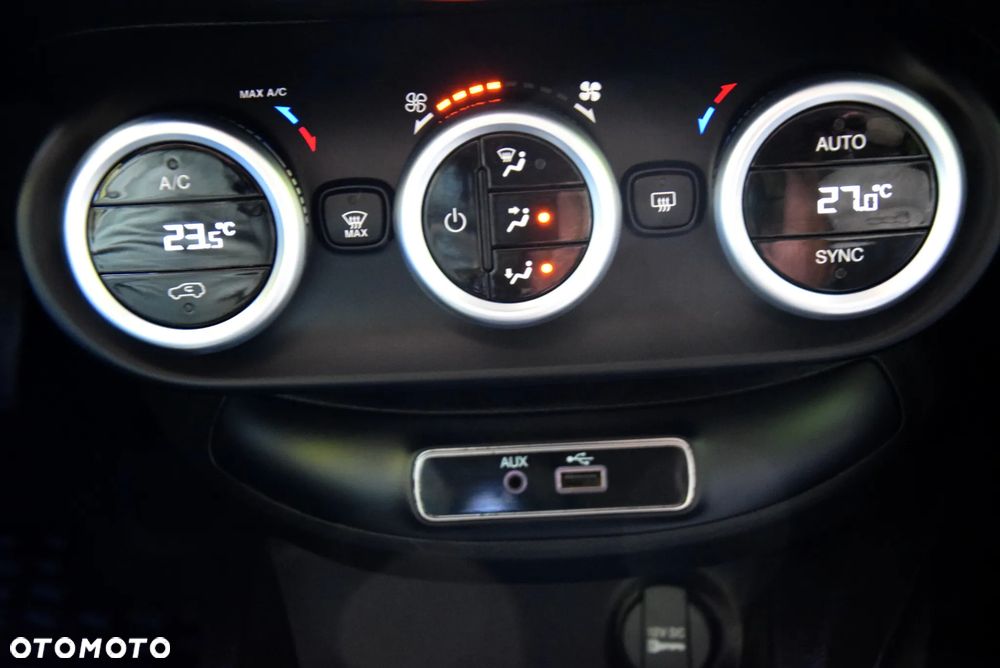 Fiat 500X 1.4 MultiAir Lounge - 29