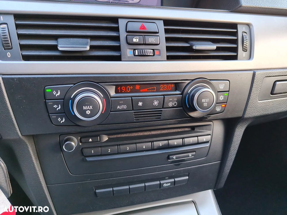 BMW Seria 3 318i Edition Sport - 8