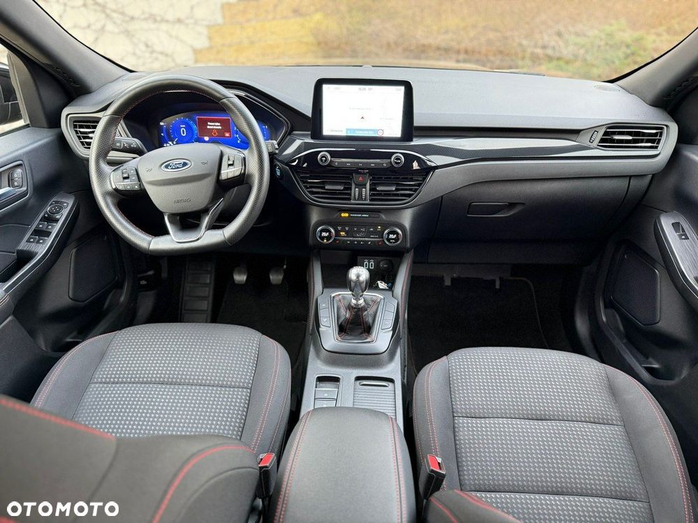 Ford Kuga 1.5 EcoBoost ST-LINE X - 6