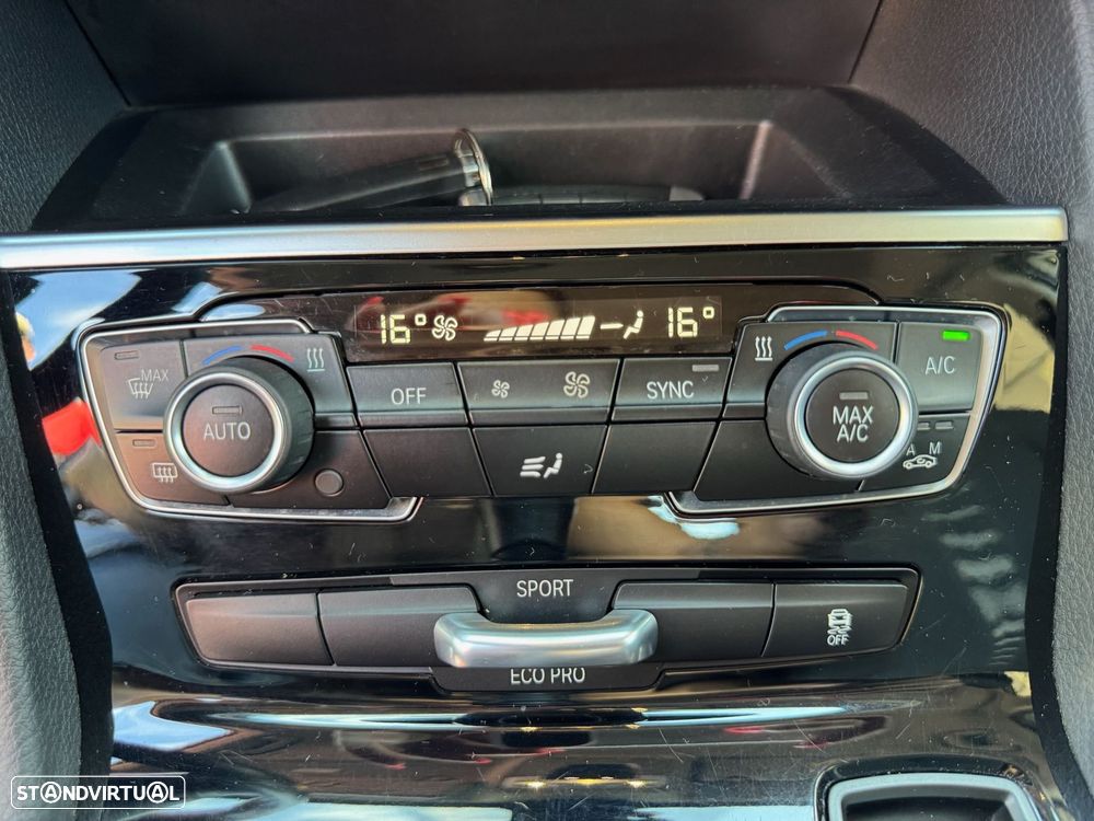BMW 216 Active Tourer d Line Sport — fotografia 20