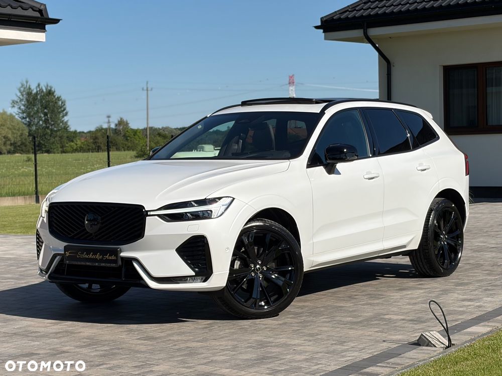 Volvo XC 60 B5 B AWD Plus Black Edition - 5