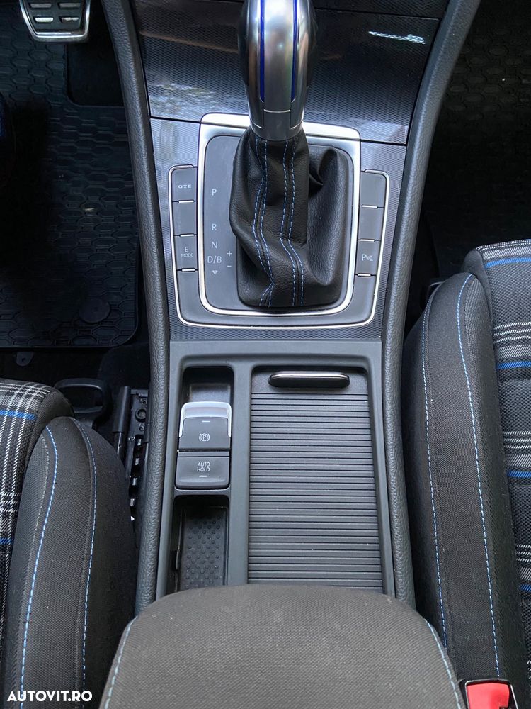 Volkswagen Golf 1.4 GTE Plug-In-Hybrid DSG - 12