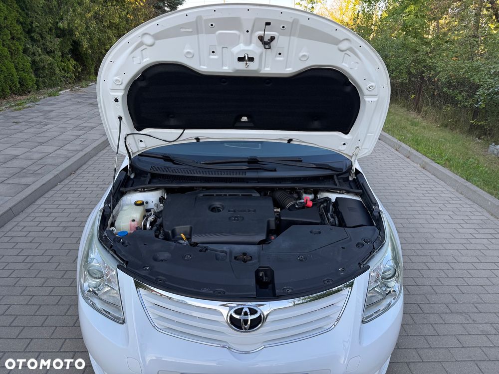 Toyota Avensis 2.0 D-4D Sol plus+NAVI - 34