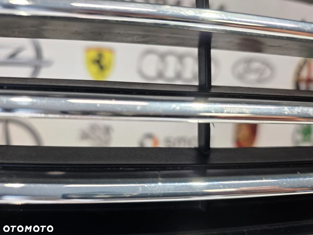 FORD C-MAX MK2 II LIFT 14- ZDERZAK PRZEDNI PRZÓD NA SPRYSKI + 6xPDC + GRILL GÓRNE WZMOCNIENIE ZDERZAKA ORAZ KRATKA ŚRODKOWA NR F1CBR17757A , NR AUKCJI NZ1844 - 23