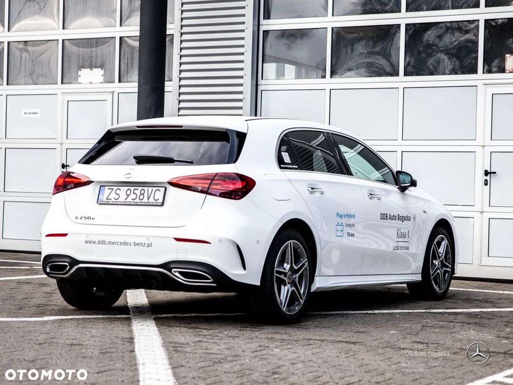 Mercedes-Benz Klasa A 250 e PHEV AMG Line 8G-DCT - 5