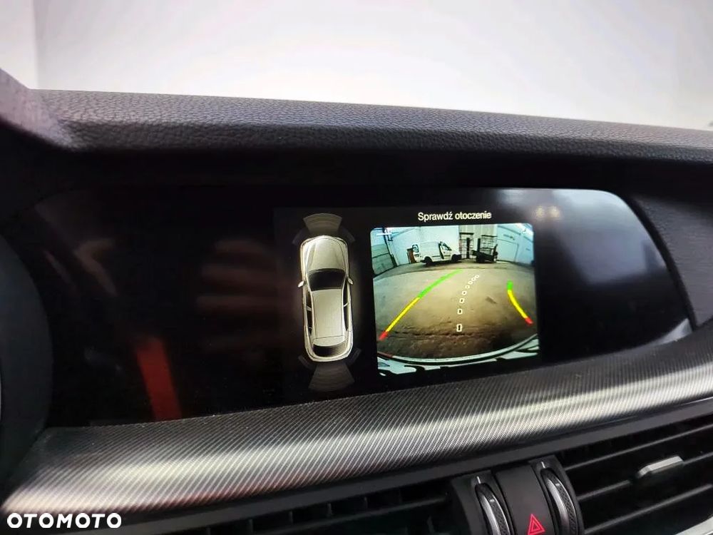 Alfa Romeo Stelvio 2.0 Turbo Executive Q4 - 9