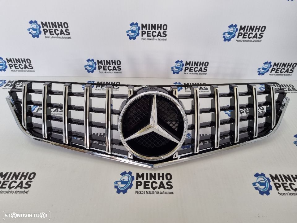 Grelha Frontal Mercedes E-Coupê (C207) GTR (2009 a 2013) - 1