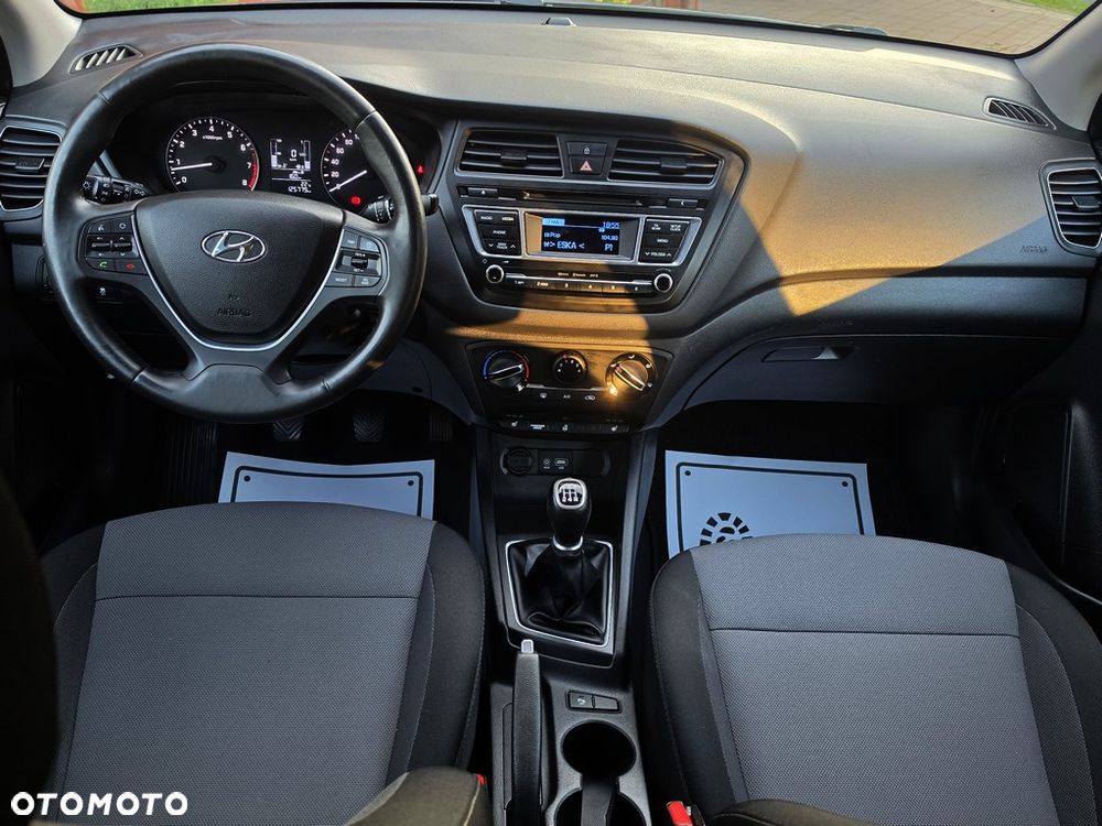 Hyundai i20 blue 1.2 Advantage+ - 33