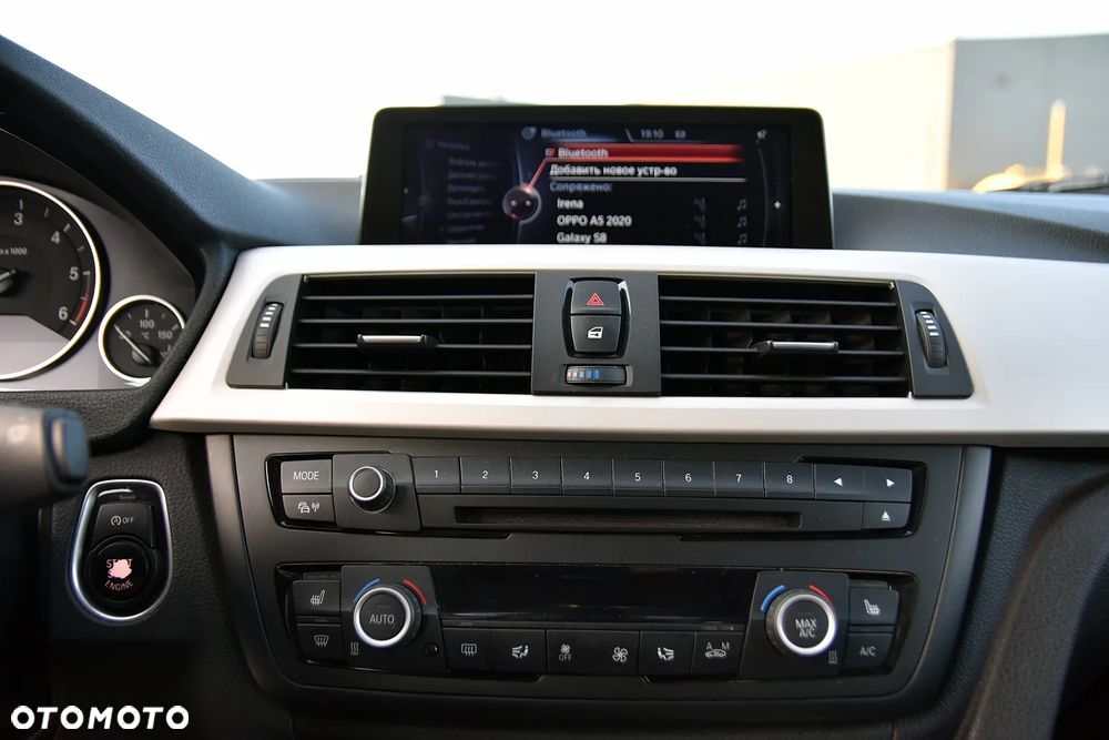 BMW Seria 3 320d - 35