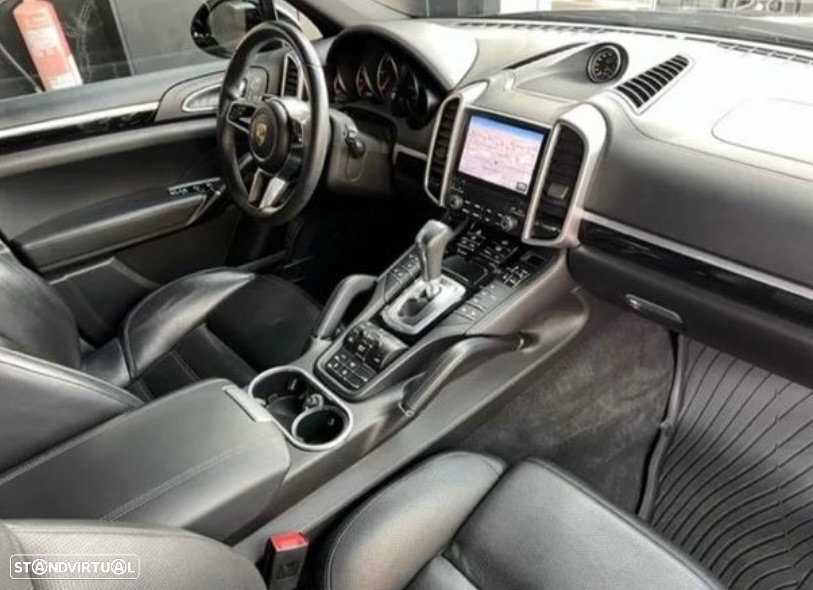 Porsche Cayenne Platinum Edition - 5