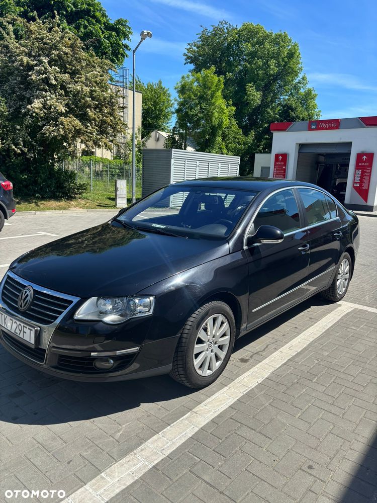 Volkswagen Passat 1.8 TSI Trendline - 1