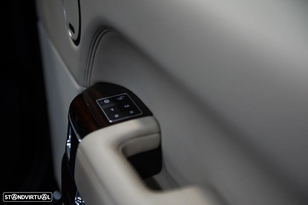 Land Rover Range Rover 4.4 SDV8 Vogue - 37