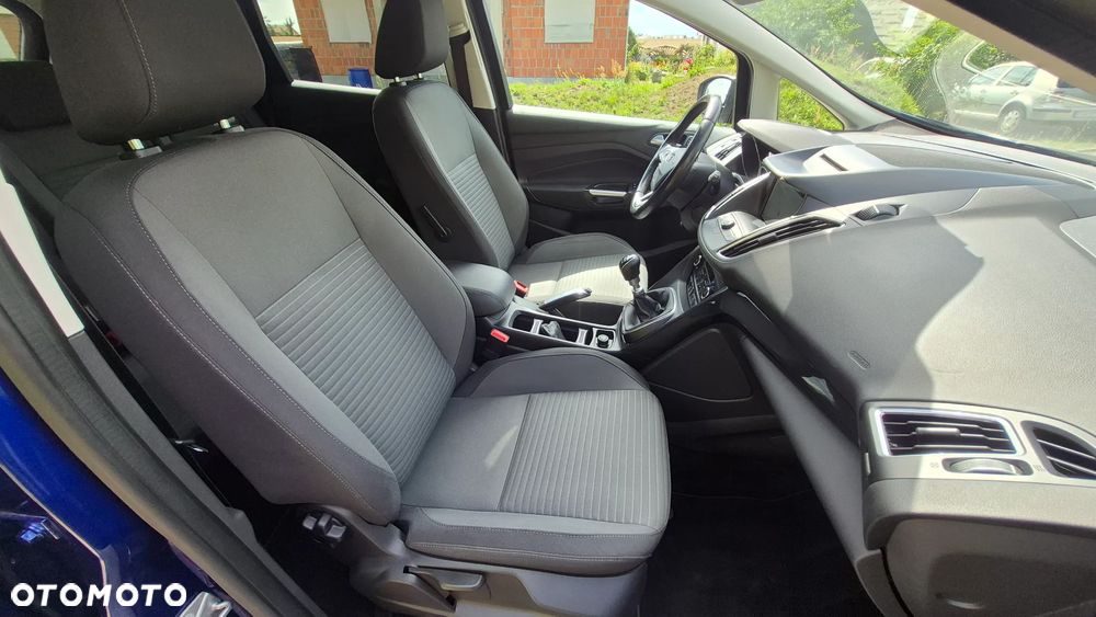 Ford C-MAX 2.0 TDCi Start-Stop-System Titanium - 19