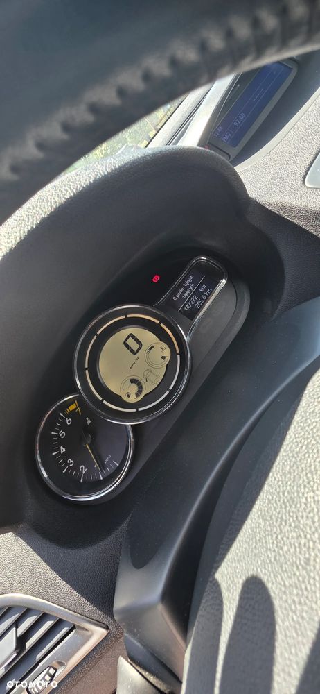 Renault Megane ENERGY TCe 115 Start & Stop LIMITED - 14