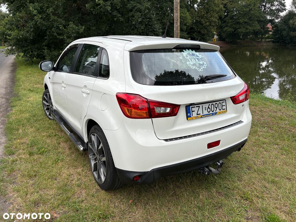 Mitsubishi ASX - 8