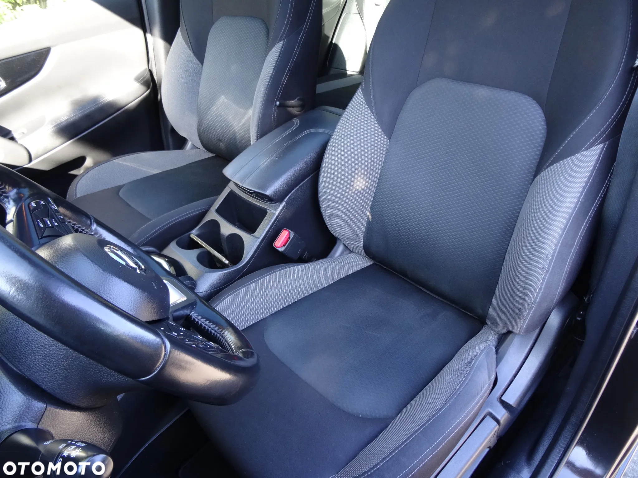 Nissan Qashqai 1.5 dCi DCT TEKNA - 15