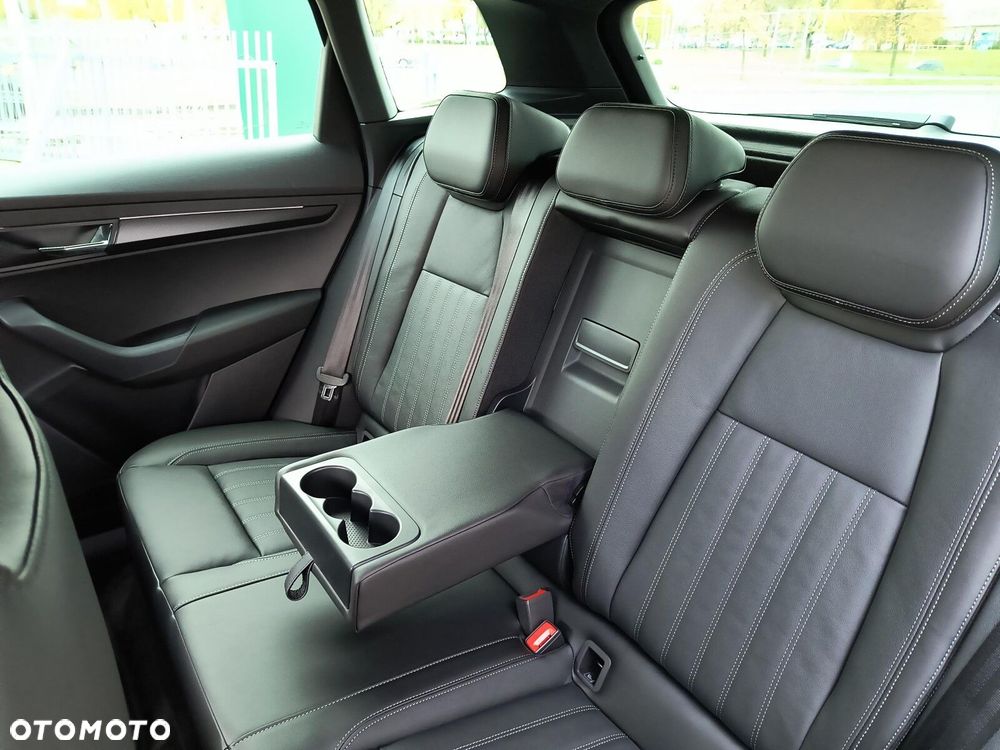 Skoda Karoq 1.5 TSI ACT Sportline DSG - 16