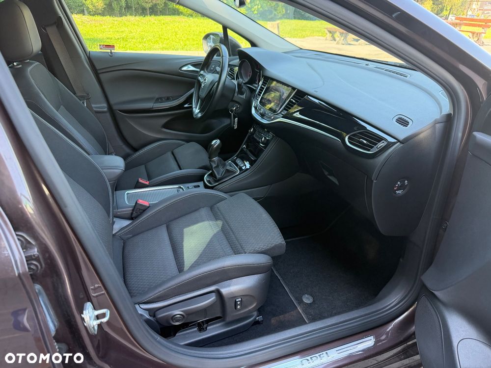 Opel Astra 1.4 Turbo Innovation - 19