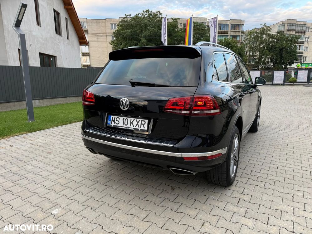 Volkswagen Touareg 3.0 V6 TDI SCR Blue Motion DPF Automatik Terrain Tech Executive Edition - 3