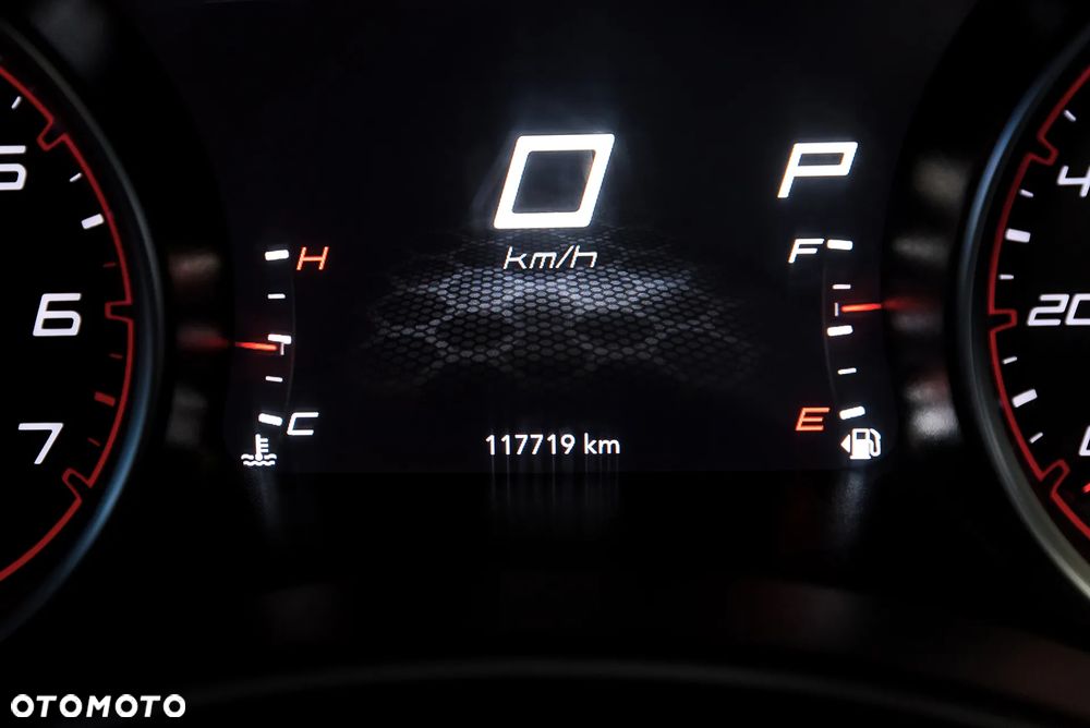 Dodge Charger 5.7 R/T - 24