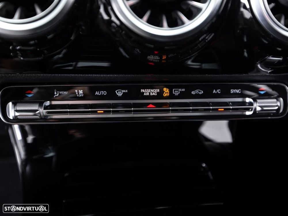 Mercedes-Benz CLA 45 AMG - 38