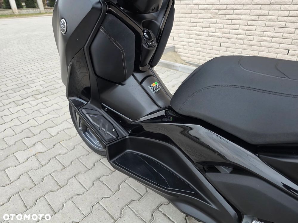 Yamaha X-max - 9
