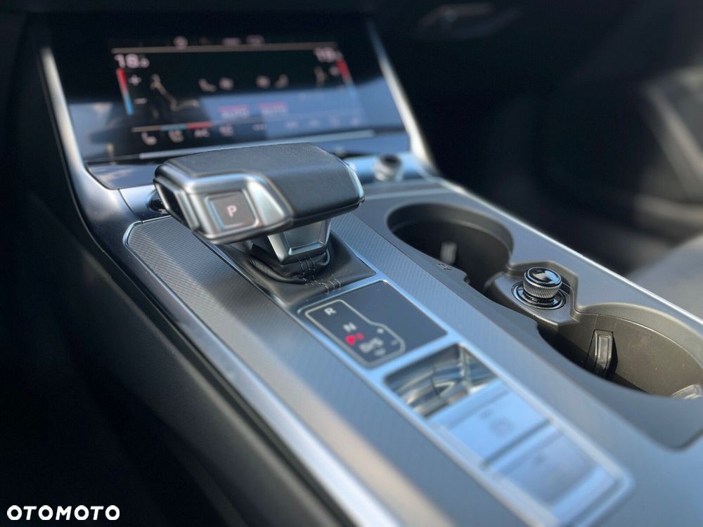 Audi A6 Avant - 19