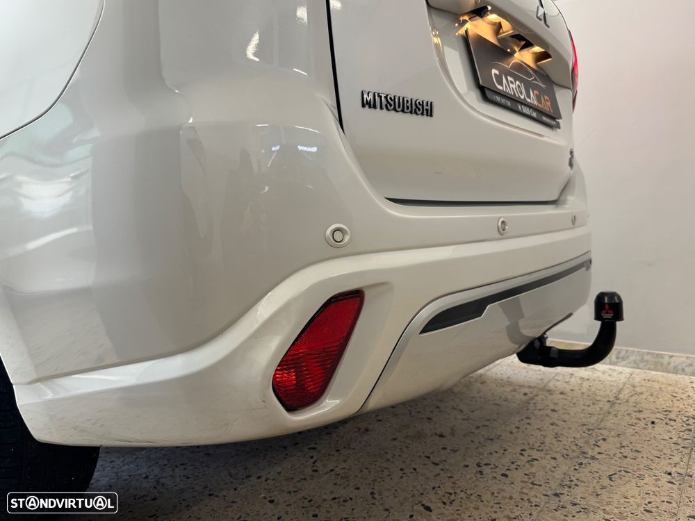 Mitsubishi Outlander 2.4 Intense - 11