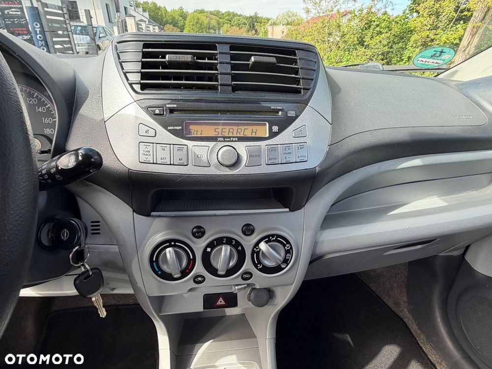 Nissan Pixo 1.0 more - 16