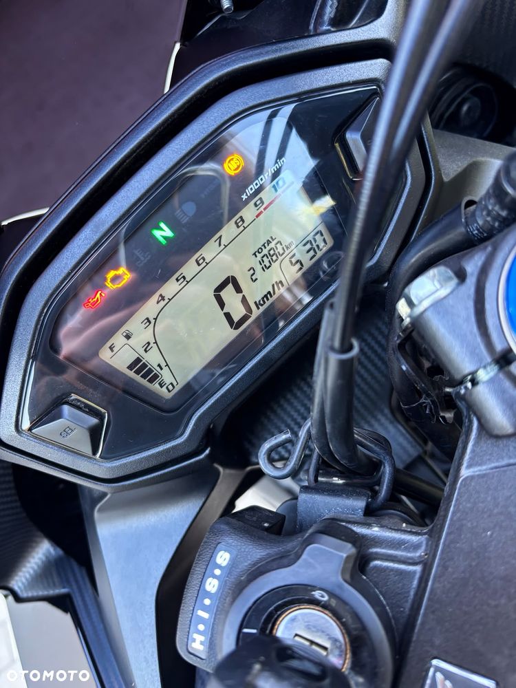 Honda CBR - 5