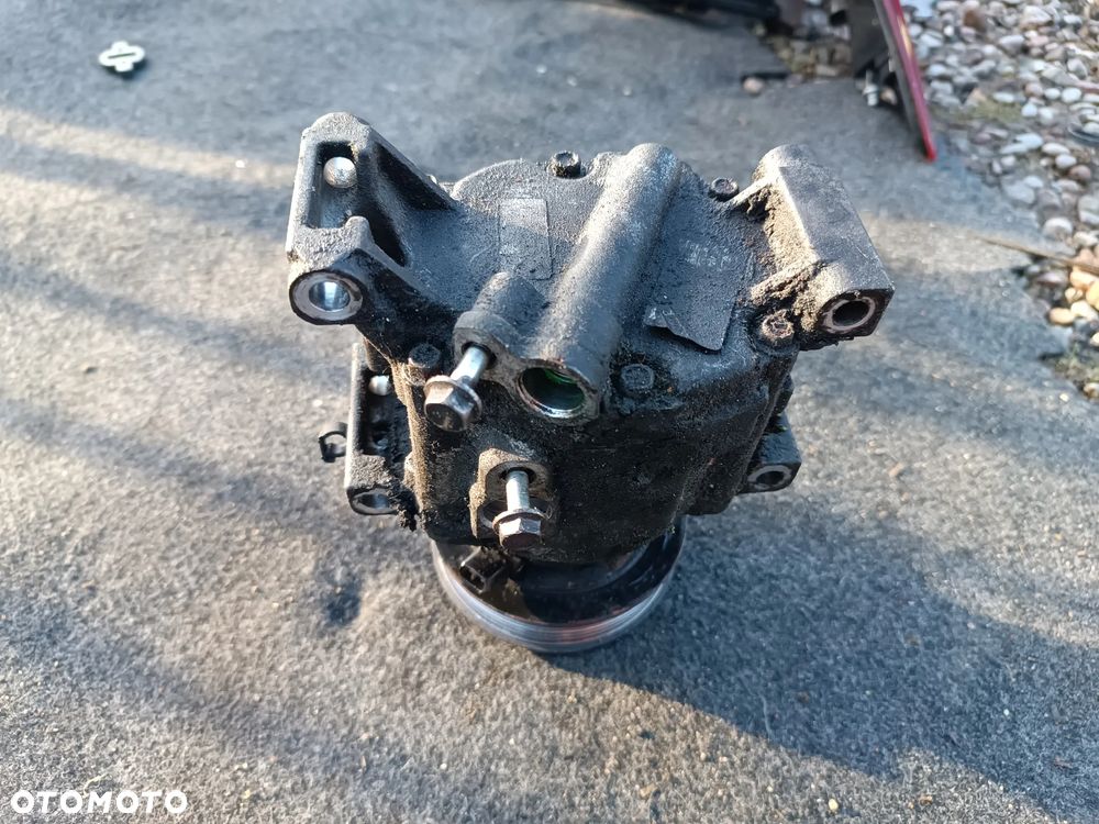 SPRĘŻARKA KLIMATYZACJI FORD KA MK2 1.3 TDCI 2009 FORD - 2