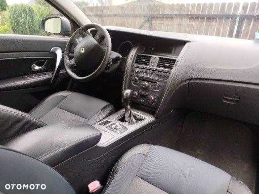 Renault Latitude 2.0 dCi Privilege - 6
