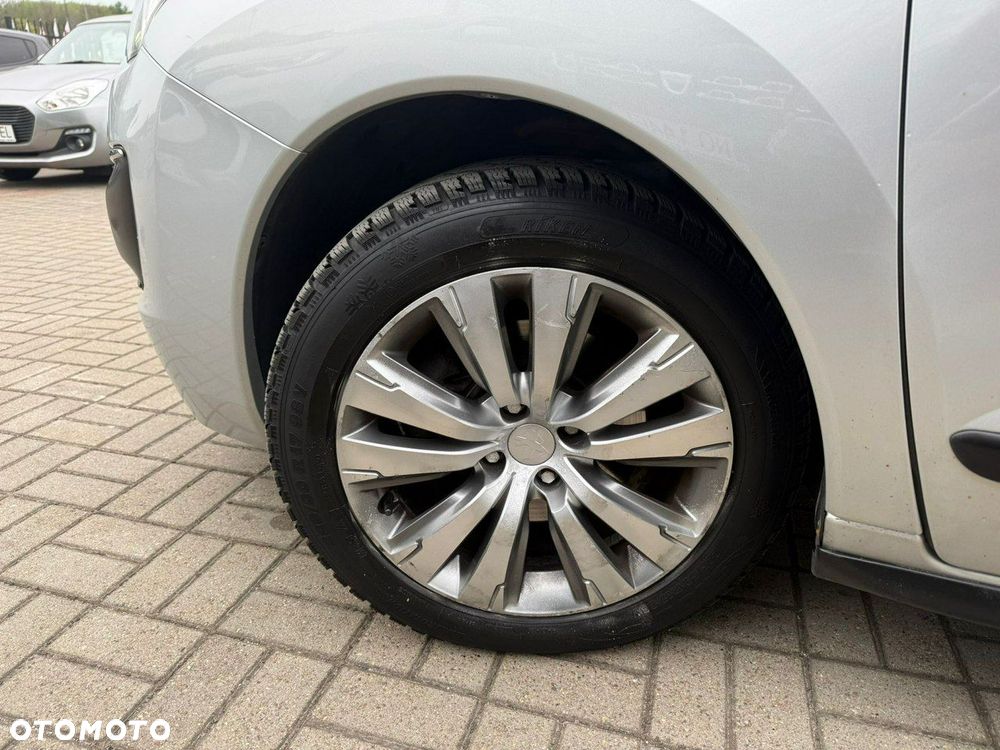 Peugeot 3008 - 12