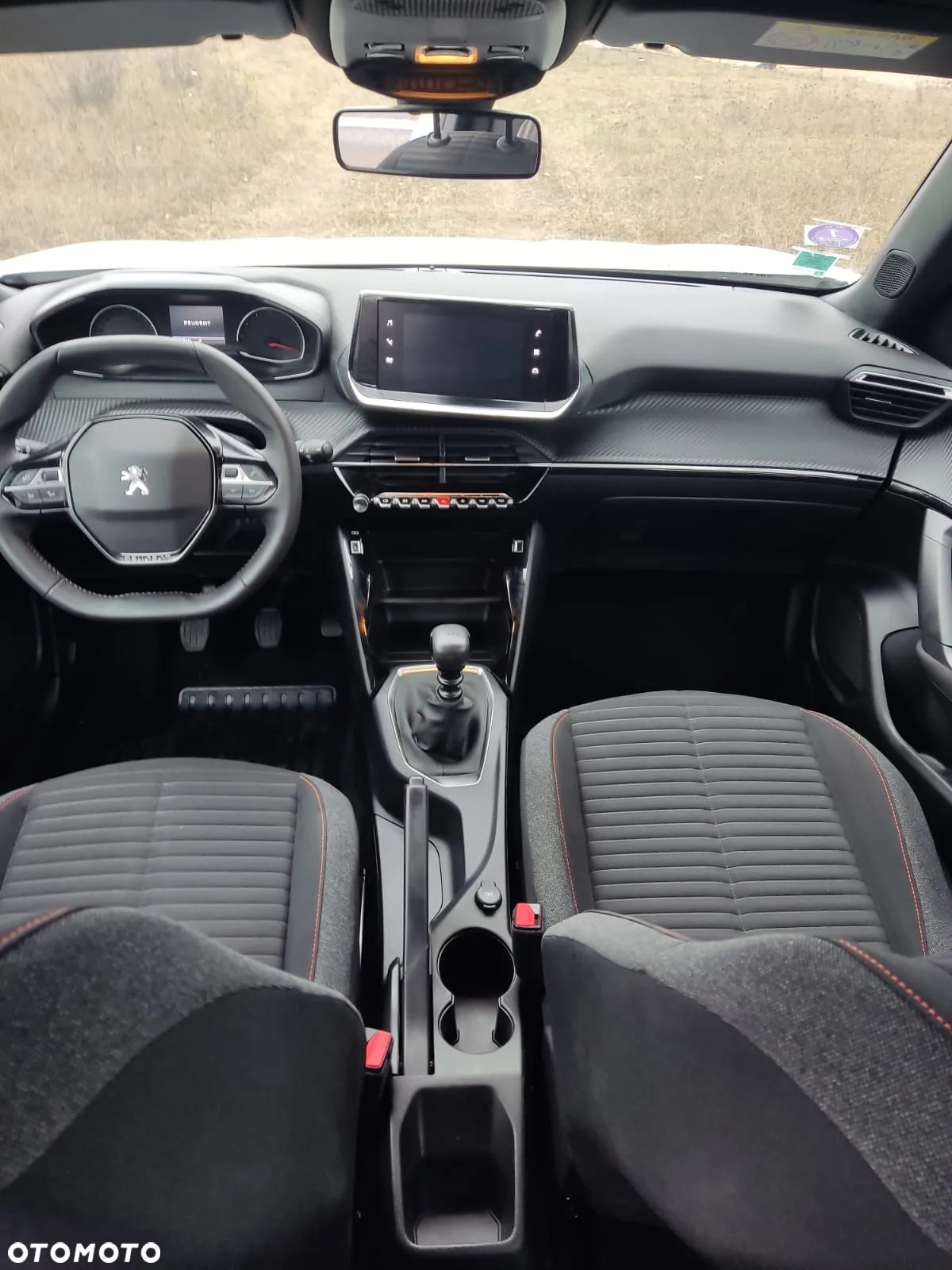 Peugeot 2008 - 15